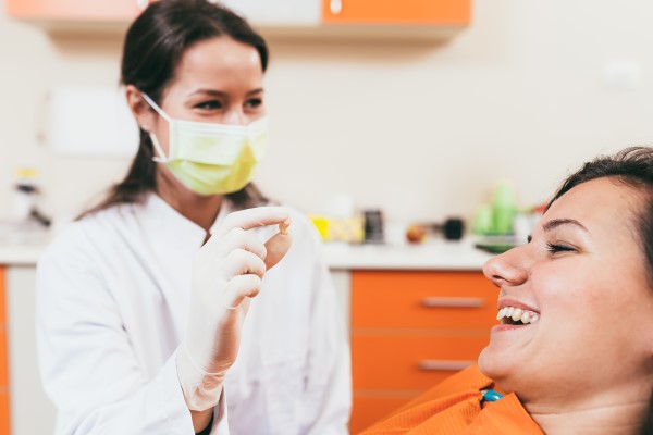 Emergency Tooth Extraction For A Severely Damaged Tooth